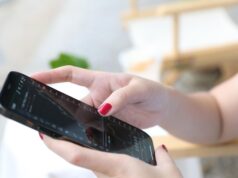 Свяжите свой телефон с телевизором Xiaomi