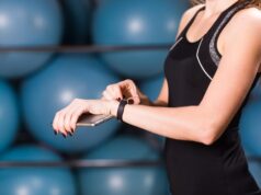 Настройка времени на браслете здоровья