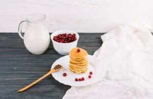 Тонкие блины на молоке и воде: рецепт