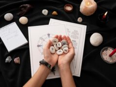 Заговор на новолуние для привлечения денег