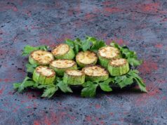 Жареные кабачки с чесноком на сковороде