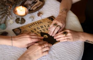 Перевернутая карта 6 Пентаклей в отношениях: значение