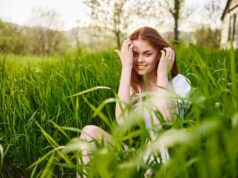 Зеленая трава во сне: толкование для женщин