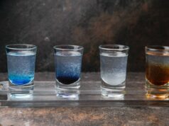 Сочетание 2 Пентаклей и 6 Кубков в Таро