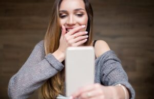 Заголовок: Как записать свою девушку в контактах