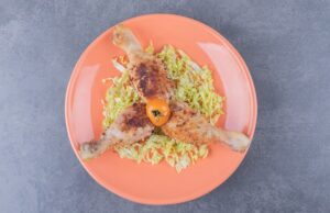 Куриные ножки с булгуром на сковороде