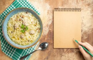 Приготовление куриного супа с вермишелью