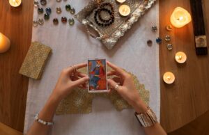 Правдивое онлайн-гадание: что он делает сейчас