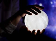 Луна в перевернутом положении: миф или реальность в Таро