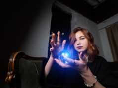 Гадание на ближайшее будущее онлайн: расклад Таро