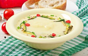 Сырный суп со сливками и плавленым сыром