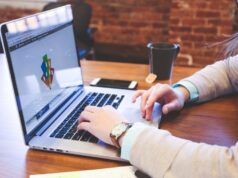 Репетиторы по русскому языку вновь вошли в тройку лидеров по спросу