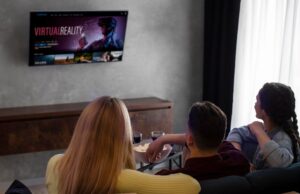 Как добавить КиноПоиск на Smart TV