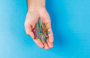 Соединение проводов в коробке