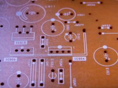 Как определить сопротивление резистора по цветовым полоскам