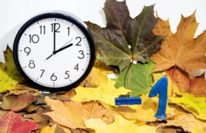 Загадка времени: значение 2:22 на часах