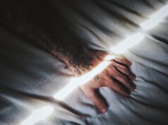 Видеть во сне бывшего умершего мужа: толкование сна