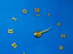 Часы: значение обозначения 00:01