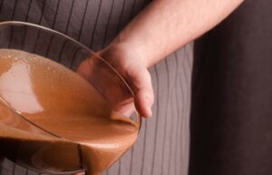 Шоколадная глазурь для торта из какао