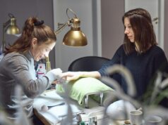 Отзывы клиентов о мастерах маникюра