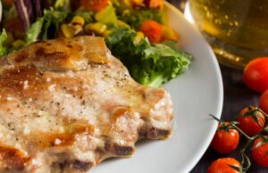 Сочная куриная грудка в духовке