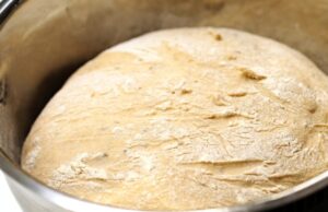 Дрожжевое тесто для пирогов в духовке