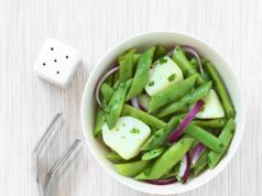 Огуречно-луковый салат