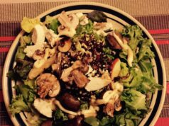 Салат с жареными вешенками