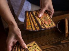 Паж Пентаклей в Таро 78 дверей