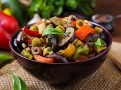 Овощное рагу с кабачком и баклажаном