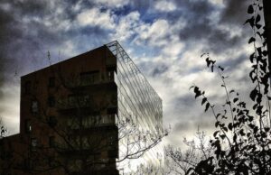 Заброшенные здания во сне: толкование