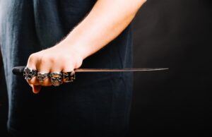 Значение 8 мечей в черном гримуаре