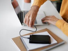 Устройство для проверки USB-портов и кабелей