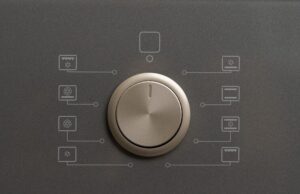 Схема включения одной кнопкой без фиксации