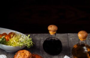 Рыба с помидором и сыром