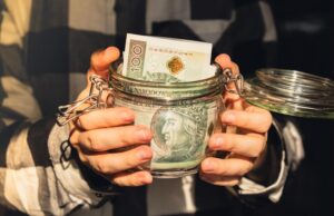 Снятие средств с карты Москвенка: пошаговая инструкция