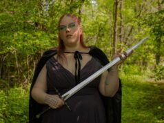 Королева мечей: перевернутая карта или нет