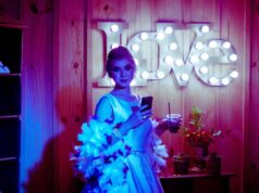 Клуб Романтики: Скачайте на ПК