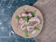 Приготовление куриной печени со сметаной