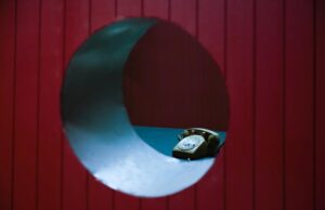 Луна в квадрате с Хироном в синастрии