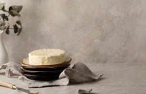 Простой крем из творога для торта