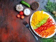 Зимний салат из помидоров, риса и моркови