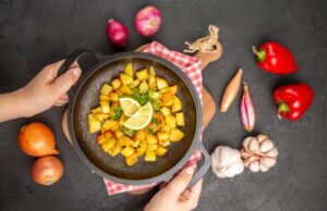 Жарка картошки фри в сковороде