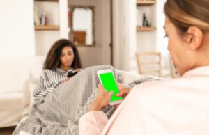 Как Посмотреть Гостей в WhatsApp