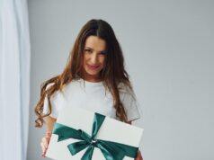 К чему снится подарили одежду