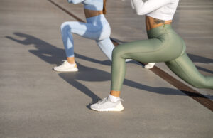 Модные тренды в спортивных легинсах: цвета, принты, технологии